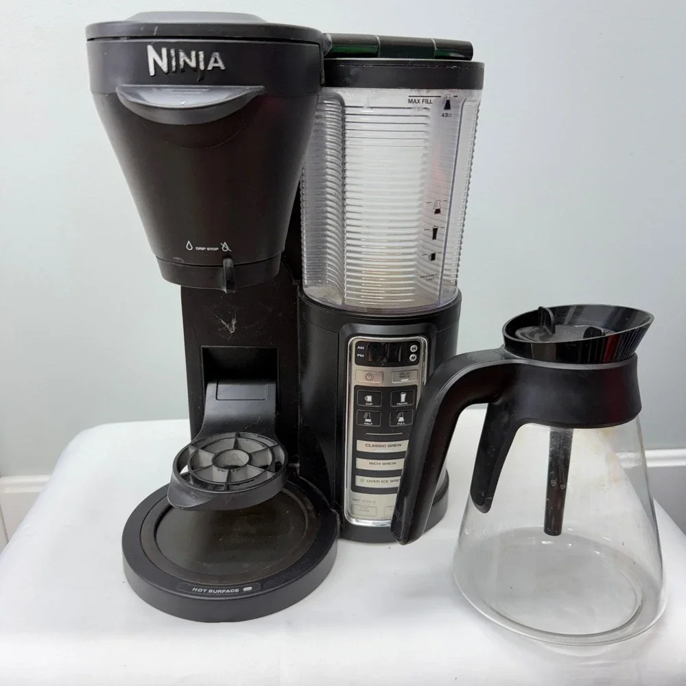 Ninja Coffee Bar CF020 Multi Serve Coffee Maker Glass Carafe Drip Stop